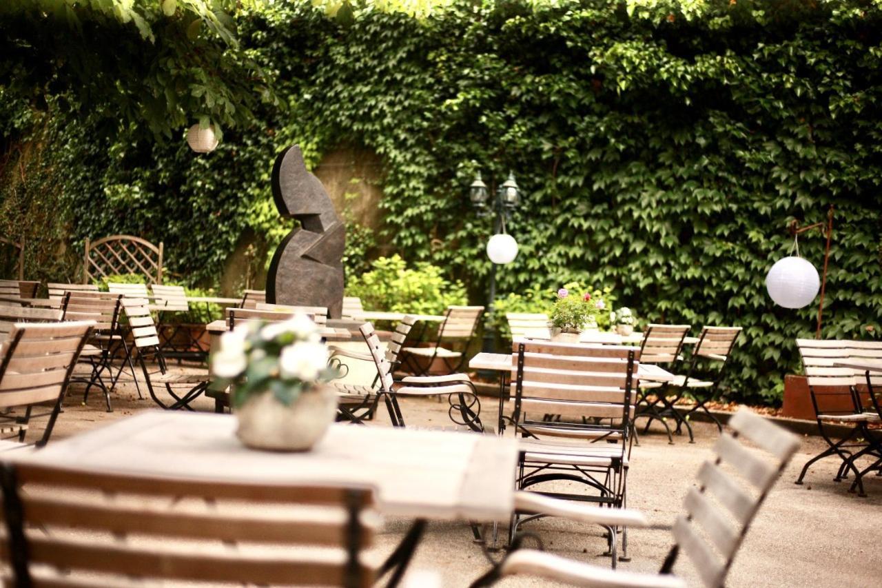 Gasthof Badl - Bed & Breakfast ฮัลล์อินทีโรล ภายนอก รูปภาพ
